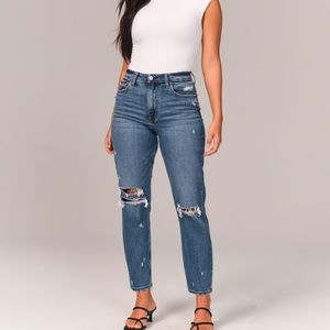 A&F curve love High rise distressed mom jeans